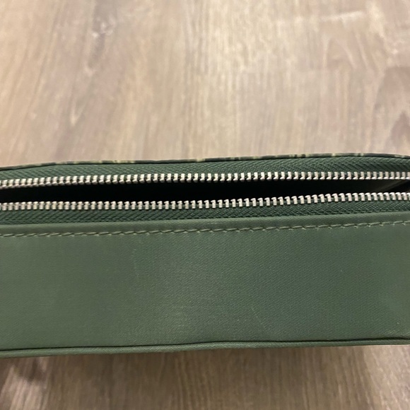 Anya Hindmarch Makeup Bag Pouch Zip Up Travel Weekend Nylon Case Green Grass